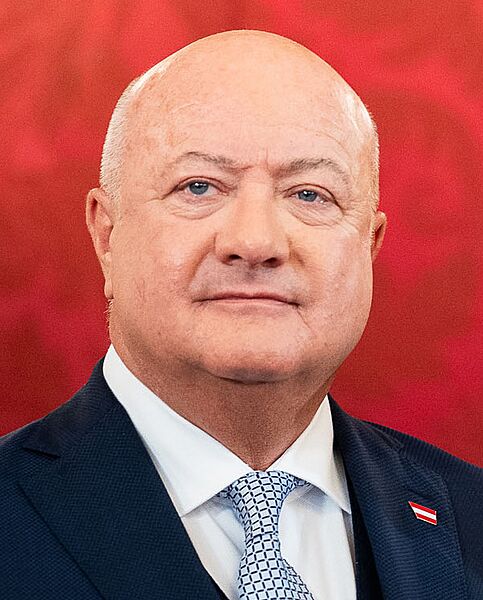 Christian Stocker 2025 (cropped) (cropped)