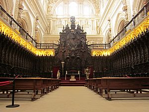 Archivo:Coro de la Mezquita de Córdoba (España)