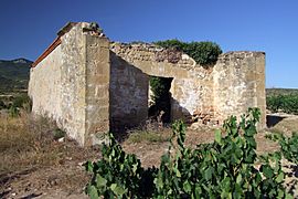 Archivo:Ermita de San Bartolome-Abalos-14043