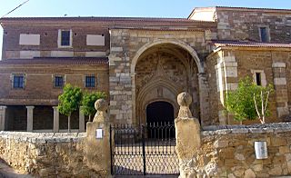Fachada de la iglesia de Espinosa de Villagonzalo.jpg
