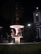 Archivo:Fountain Square, Punata