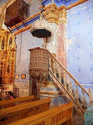 Archivo:Iglesia del Convento de San Miguel Achiutla, Oaxaca, México 3