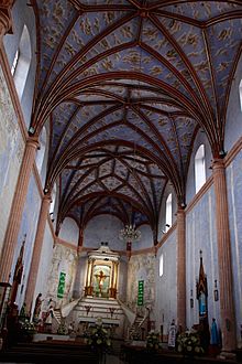 Archivo:Interior Parroquia Zempoala