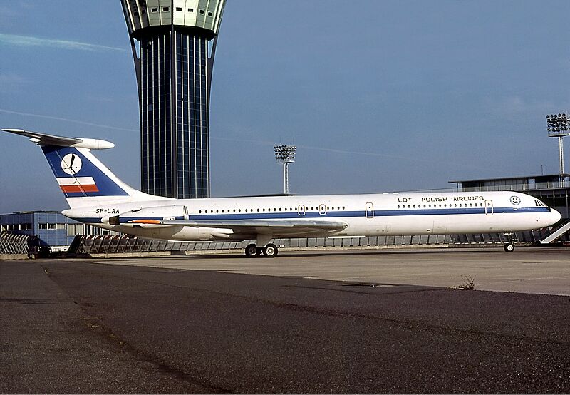 LOT Ilyushin Il-62 SP-LAA Gilliand