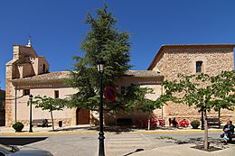 Archivo:La Pesquera, Iglesia de Purificación de María, fachada principal