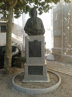 Archivo:Monument Pere Virgili