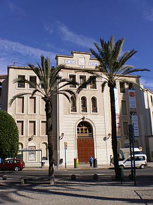 Archivo:Plaza de Toros Alicante