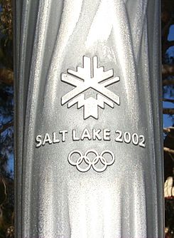 Salt Lake 2002 torch cu.jpg