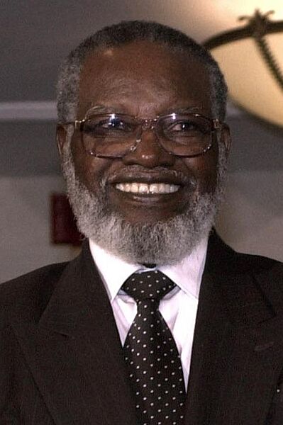 Sam Nujoma (2004) cropped