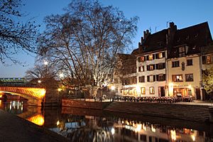 Archivo:Strasbourg-RemiLeblond-PetiteFrance