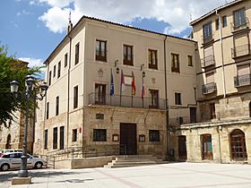Town hall of Molina de Aragón 03.jpg