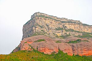 Archivo:Turó de les Onze Hores Riells del Fai