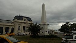 Archivo:Vista Obelisco del Éxodo Jujeño
