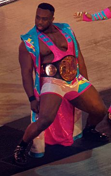 Archivo:WWE Tag Team Champion Big E