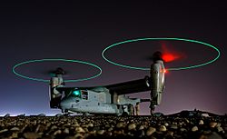 Archivo:20080406165033!V-22 Osprey refueling edit1