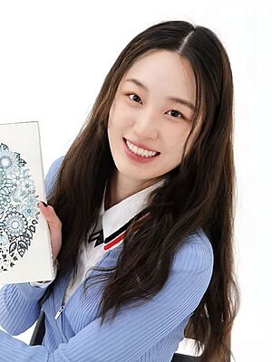 Archivo:20220810—Won Ji-an 원지안, Interview, Marie Claire Korea (04m34s)