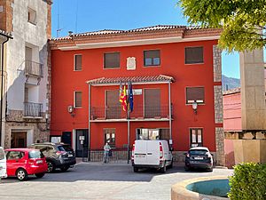 Archivo:Ayuntamiento de Torrebaja