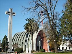 Archivo:Catedral de Chillán