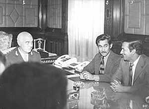 Archivo:José Antonio Rucci, Adelino Romero y Lanusse en Mayo de 1972