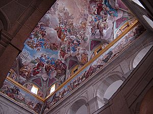 Archivo:Main staircase of the Monastery of San Lorenzo de El Escorial