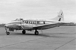 Archivo:Martin's Air Charter De Havilland DH-104 Dove 1B Groningen Airport