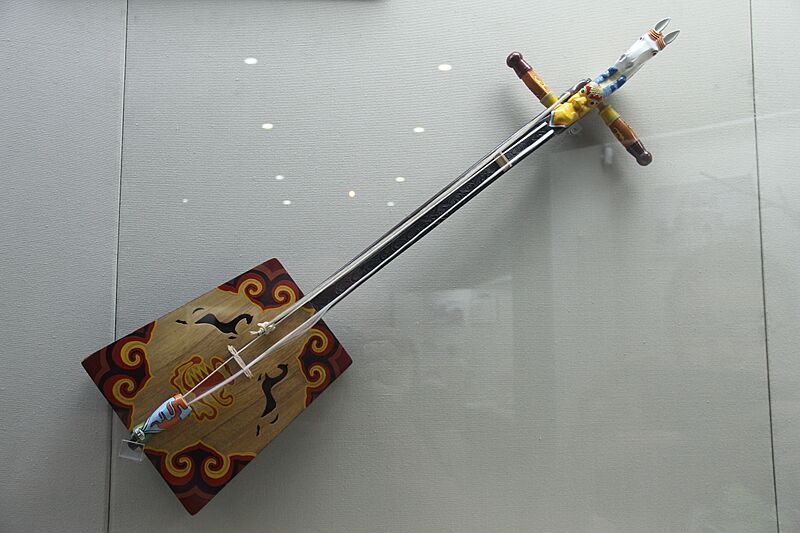 Mongol Stringed Instrument (19607033639)