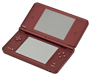 Archivo:Nintendo-DSi-XL-Burg