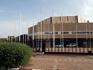 Archivo:Palais des Congres