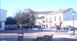 Plaza de la Constitución en Langa (Ávila).JPG