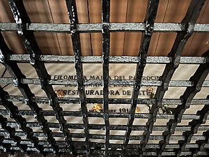 Archivo:Sepulcro Sor Filomena Iglesia de la Concepción