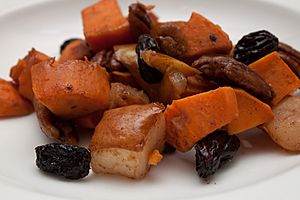 Archivo:Sweet Potato Pear Tzimmes (140491615)