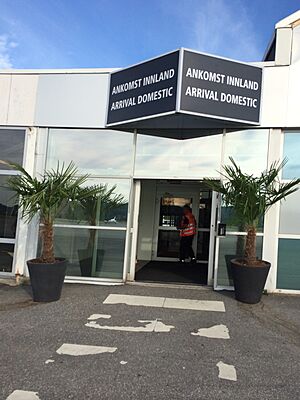 Archivo:Arrival domestic in Kristiansand
