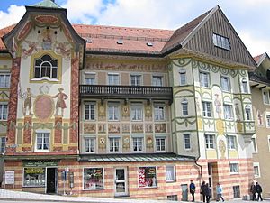 Archivo:Bad Tölz, Marienstift 2004-04