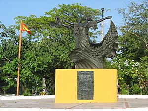 Archivo:Barranquilla Monumento a la Cumbia