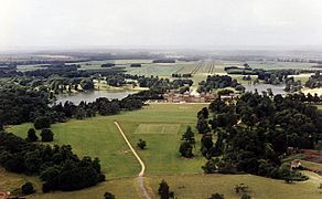 Blenheim Palace from the Air - geograph.org.uk - 620690