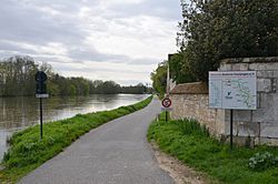 Canal du Nivernais a Vincelles DSC 0064.JPG