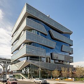 Columbia Business School - 2022 (52009456843).jpg