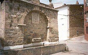Archivo:El Toro.Fuente del Járiz