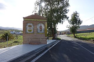 Entrada a San Lorenzo de Calatrava.jpg
