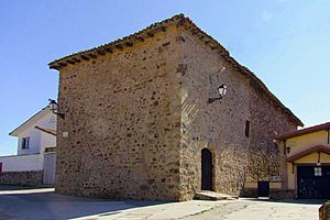 Archivo:Ermita del Santo Cristo-Lumbreras-13704
