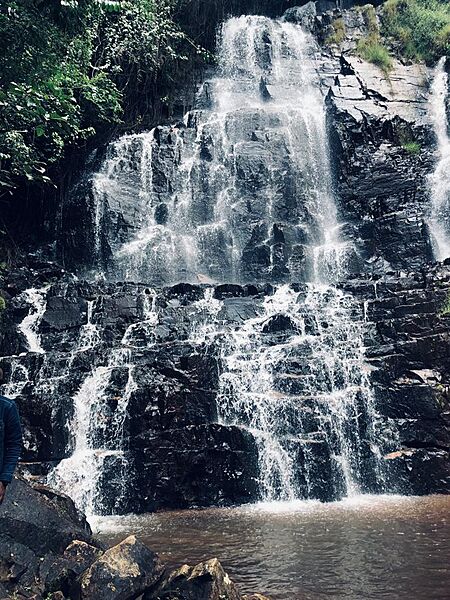 Fall de Mwishanga à Rutana