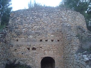 Archivo:Horno de Cal, "Forn del Poero" (Alcora)