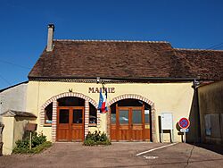 Les Clérimois-FR-89-la mairie-02.jpg