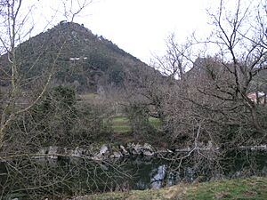 Archivo:Puente Viesgo-19