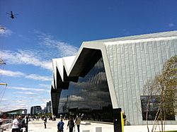 Archivo:Riverside museum from front