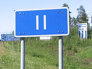 Archivo:Roadsign of Ii municipality Finland