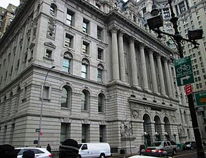 Archivo:Surrogate's Courthouse Hall of Records 31 Chambers Street from west