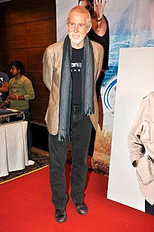 Tom Alter at Dev Anand's birthday celebrations.jpg
