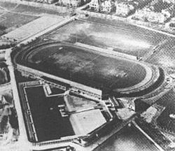 Archivo:Weserstadion (ATBS-Kampfbahn) in Bremen 1928