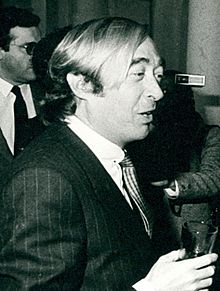 (Oneto) Leopoldo Calvo Sotelo conversa con el periodista José Oneto. Pool Moncloa. 17 de diciembre de 1981 (cropped).jpeg